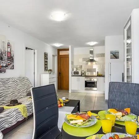 Апартаменты Comfy In Americas Air Condition Плая-де-лас-Америкас