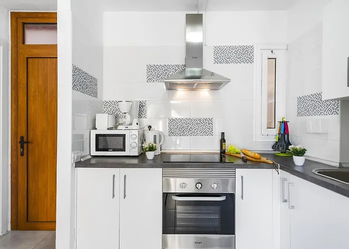 Comfy In Americas Air Condition Апартаменти *